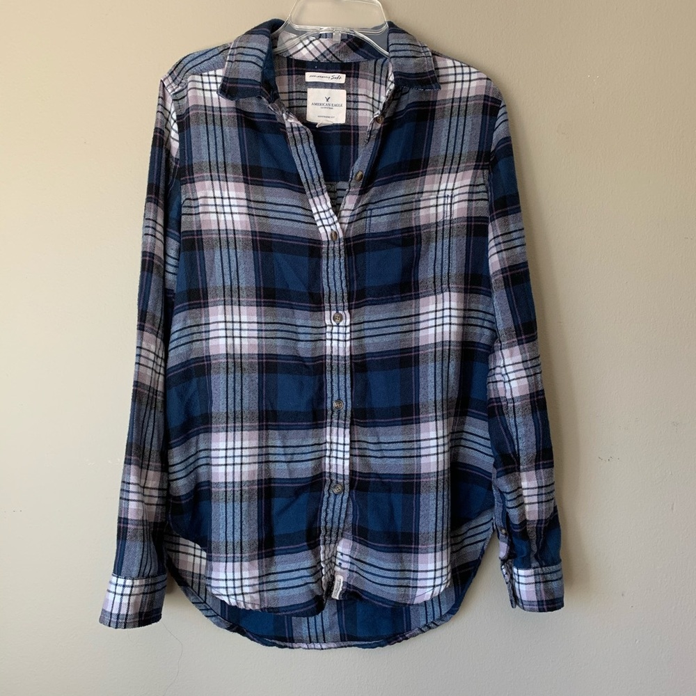 American Eagle Boyfriend Fit Flannel fits up to XS